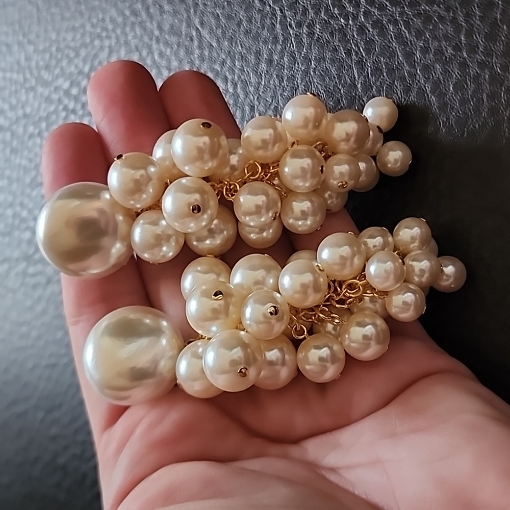 VTG clip on earrings